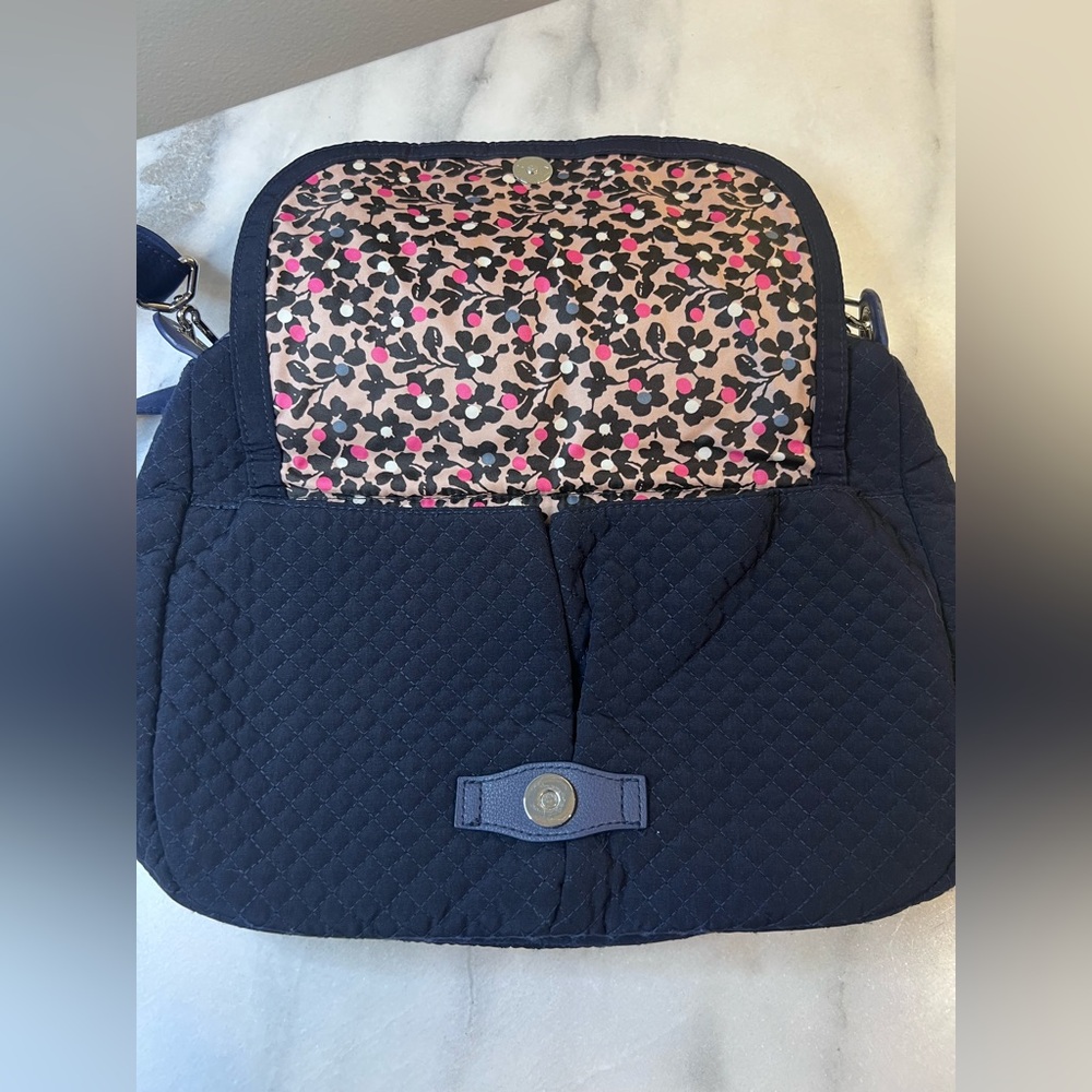 Vera Bradley Navy Blue quilted cross body bag by Very Bradley. - Picture 4 of 10